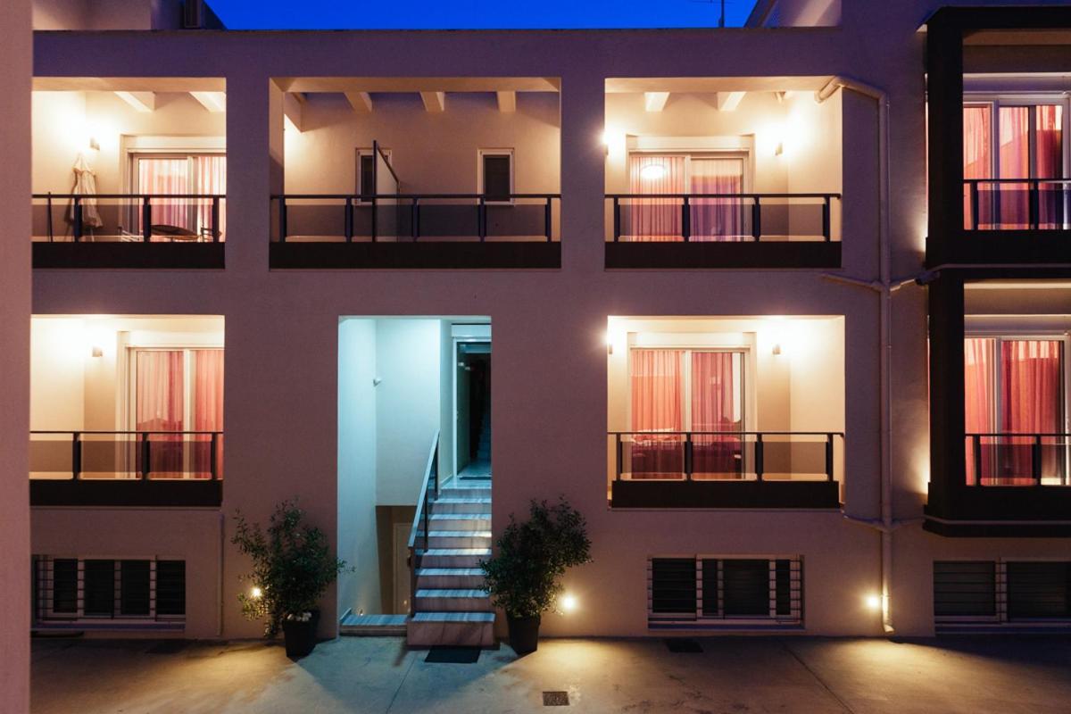 Apanema Apartments Vivari Bagian luar foto