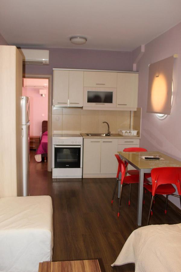 Apanema Apartments Vivari Bagian luar foto