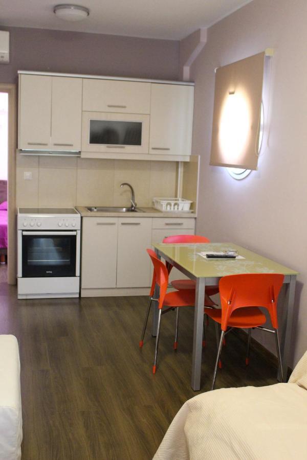Apanema Apartments Vivari Bagian luar foto
