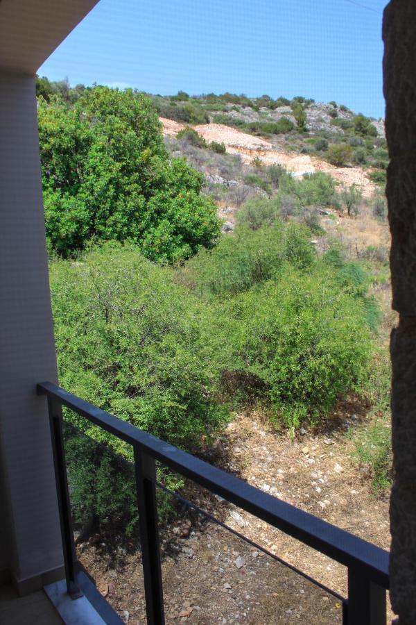 Apanema Apartments Vivari Bagian luar foto