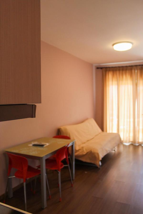Apanema Apartments Vivari Bagian luar foto