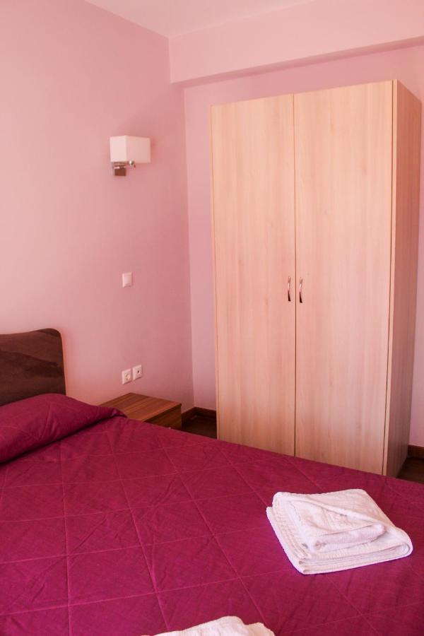 Apanema Apartments Vivari Bagian luar foto
