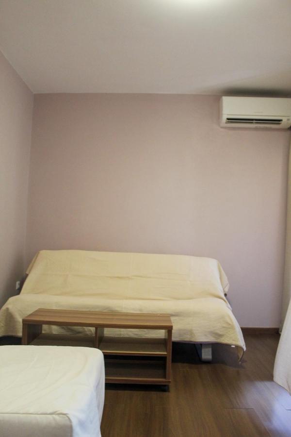 Apanema Apartments Vivari Bagian luar foto